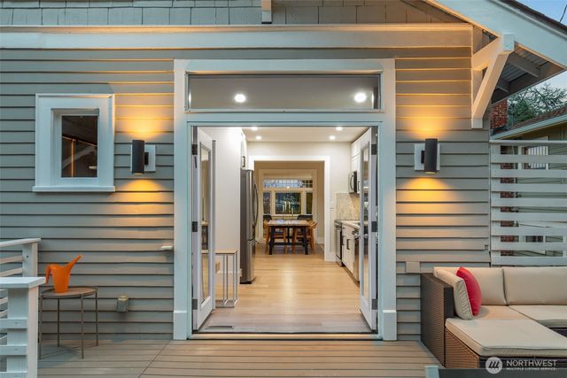 2629 Boyer Avenue E, Seattle, WA 98102