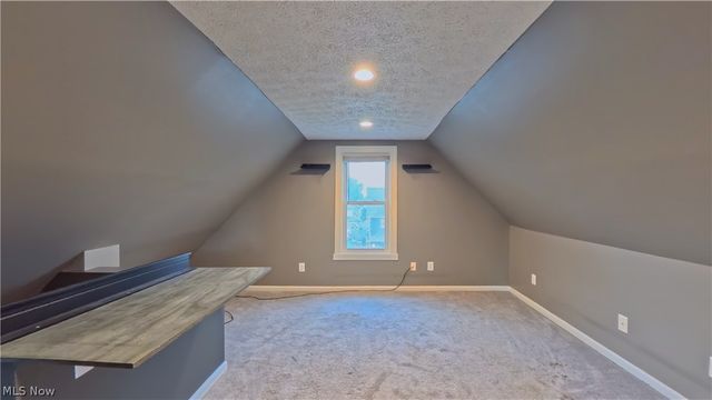 326 E Wilson Avenue, Girard, OH 44420