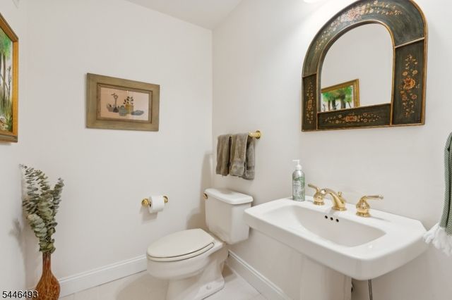 139 Long View Terrace, Long Hill Twp., NJ 07933