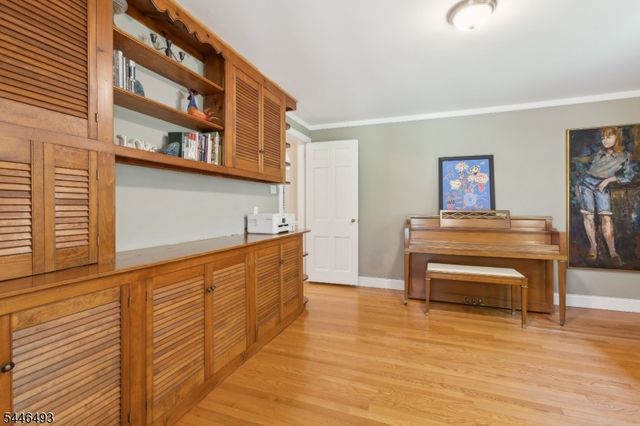 139 Long View Terrace, Long Hill Twp., NJ 07933