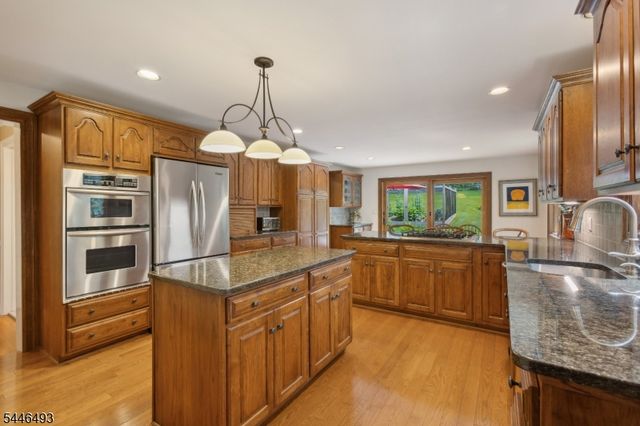 139 Long View Terrace, Long Hill Twp., NJ 07933