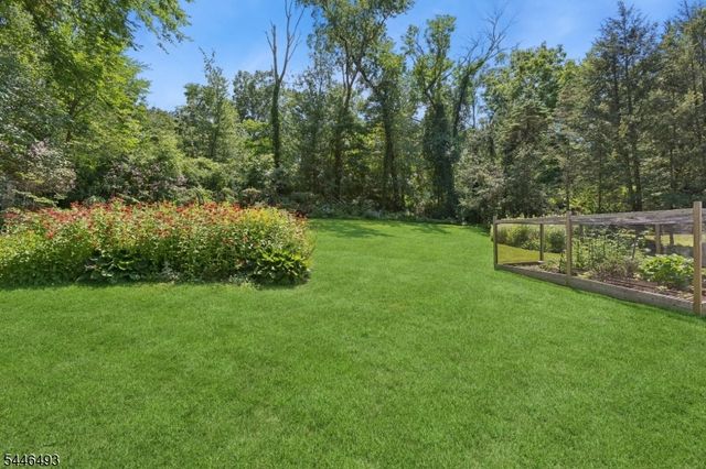 139 Long View Terrace, Long Hill Twp., NJ 07933
