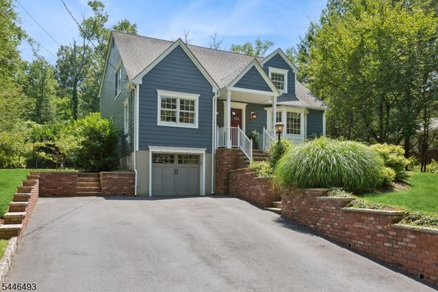 139 Long View Terrace, Long Hill Twp., NJ 07933