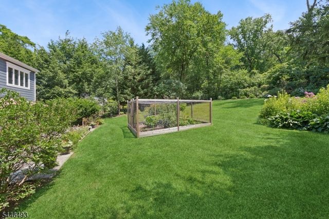 139 Long View Terrace, Long Hill Twp., NJ 07933