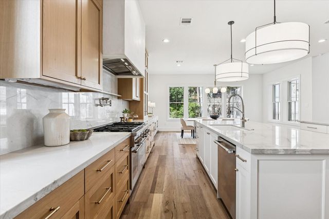 3502 Durness Way, Houston, TX 77025