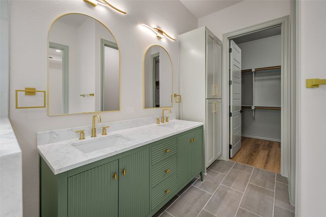 9703 Rosalie Court, Granbury, TX 76049