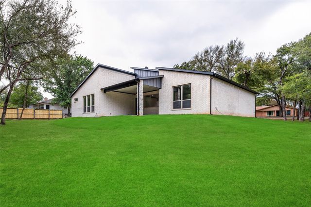 9703 Rosalie Court, Granbury, TX 76049