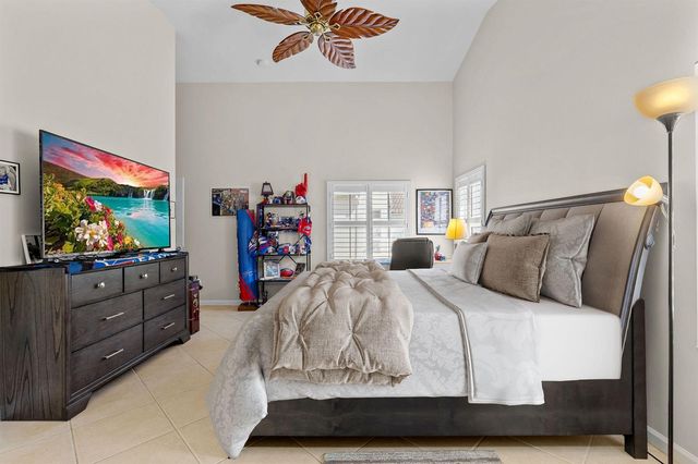 377 NW Granville Street, Port St. Lucie, FL 34986