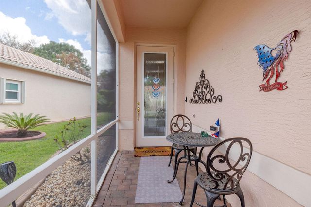 377 NW Granville Street, Port St. Lucie, FL 34986