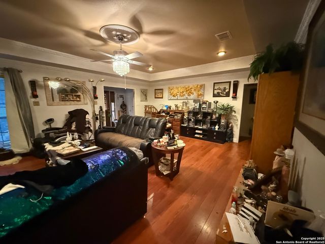 1320 Continental, Pleasanton, TX 78064