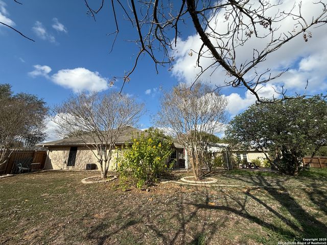 1320 Continental, Pleasanton, TX 78064