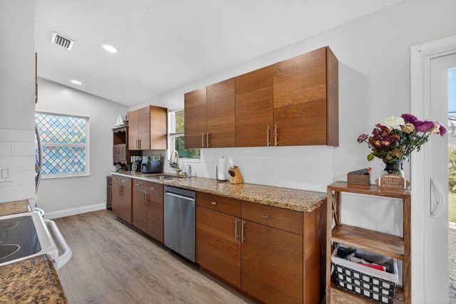 6103 Ebert Street, Jupiter, FL 33458