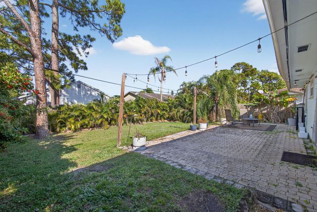 6103 Ebert Street, Jupiter, FL 33458