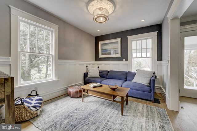 5142 KLINGLE ST NW, Washington, DC 20016