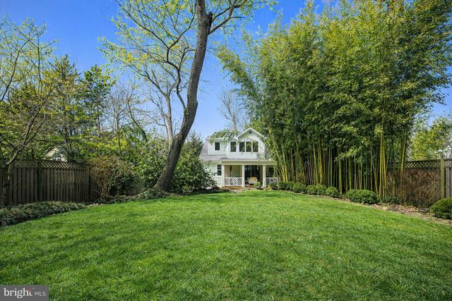 5142 KLINGLE ST NW, Washington, DC 20016