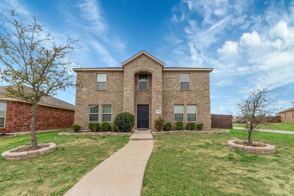 2535 Brentwood, Lancaster, TX 75134