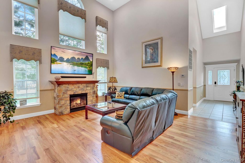 11 Tina Lane, Mount Sinai, NY 11766 — photo 3