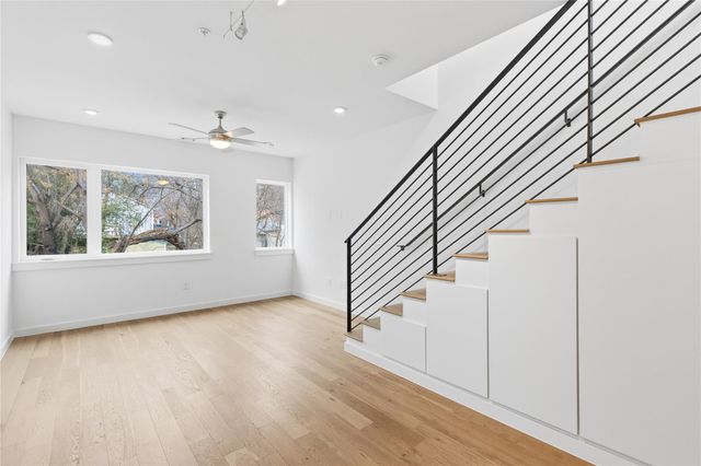 2002 E 7th ST 227, Austin, TX 78702