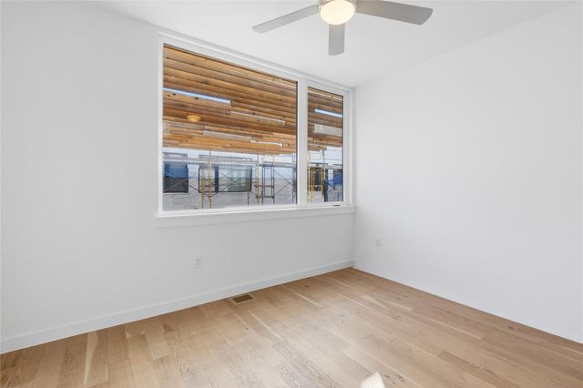 2002 E 7th ST 227, Austin, TX 78702