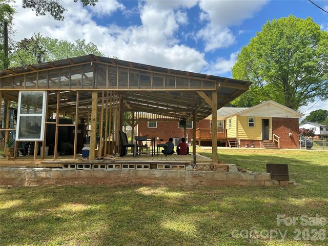 3220 Wiseman Drive, Charlotte, NC 28227