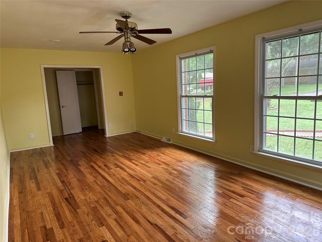 3220 Wiseman Drive, Charlotte, NC 28227