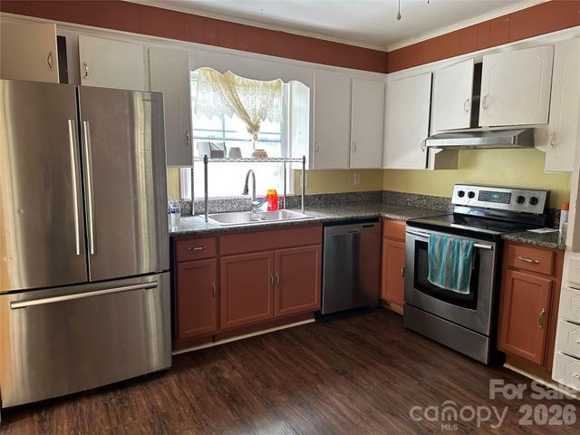 3220 Wiseman Drive, Charlotte, NC 28227
