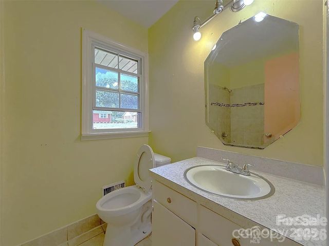 3220 Wiseman Drive, Charlotte, NC 28227