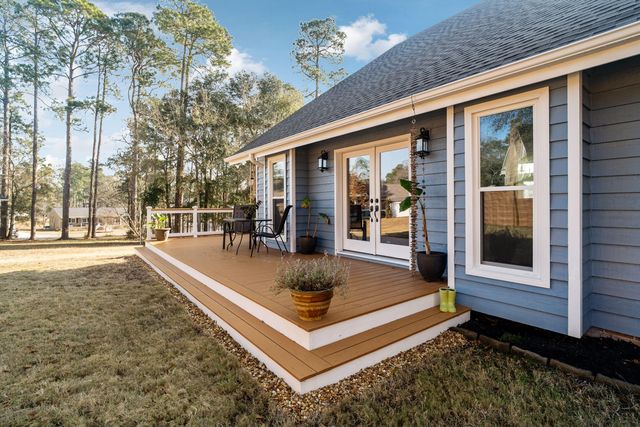 302 Santee Drive, Santee, SC 29142