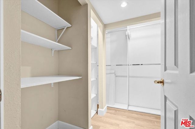 1131 Alta Loma Road 119, West Hollywood, CA 90069