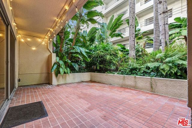 1131 Alta Loma Road 119, West Hollywood, CA 90069