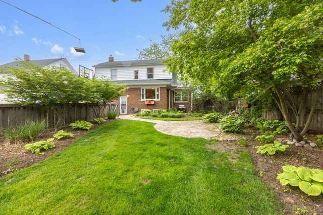 1311 N Richmond Road, Mchenry, IL 60050