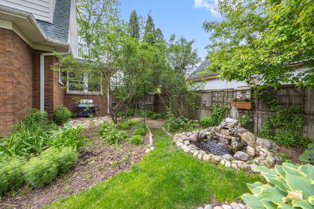 1311 N Richmond Road, Mchenry, IL 60050