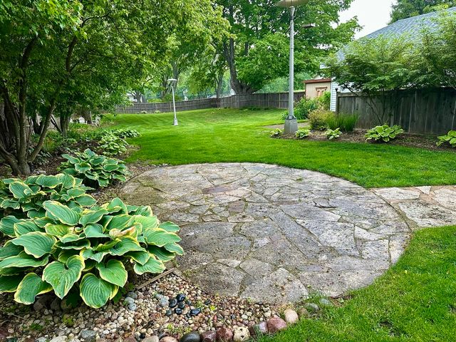 1311 N Richmond Road, Mchenry, IL 60050