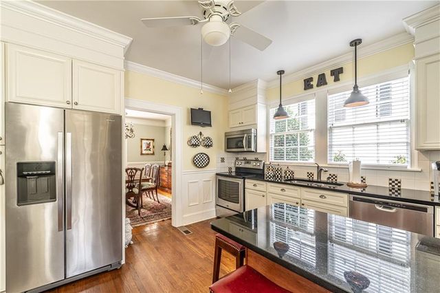 307 E 11th E Street, Rome, GA 30161