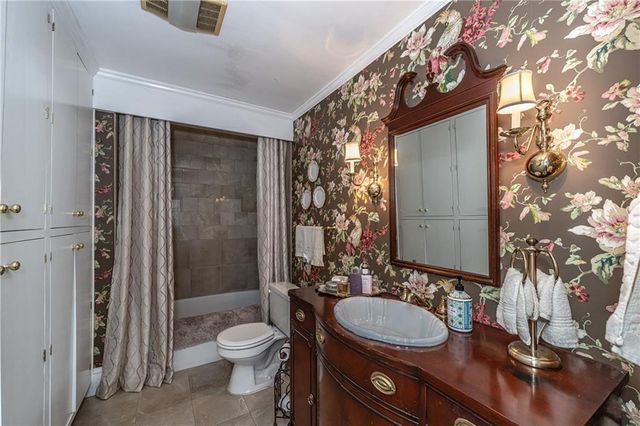 307 E 11th E Street, Rome, GA 30161