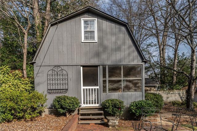 307 E 11th E Street, Rome, GA 30161