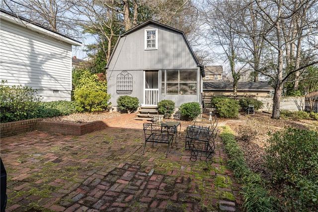 307 E 11th E Street, Rome, GA 30161