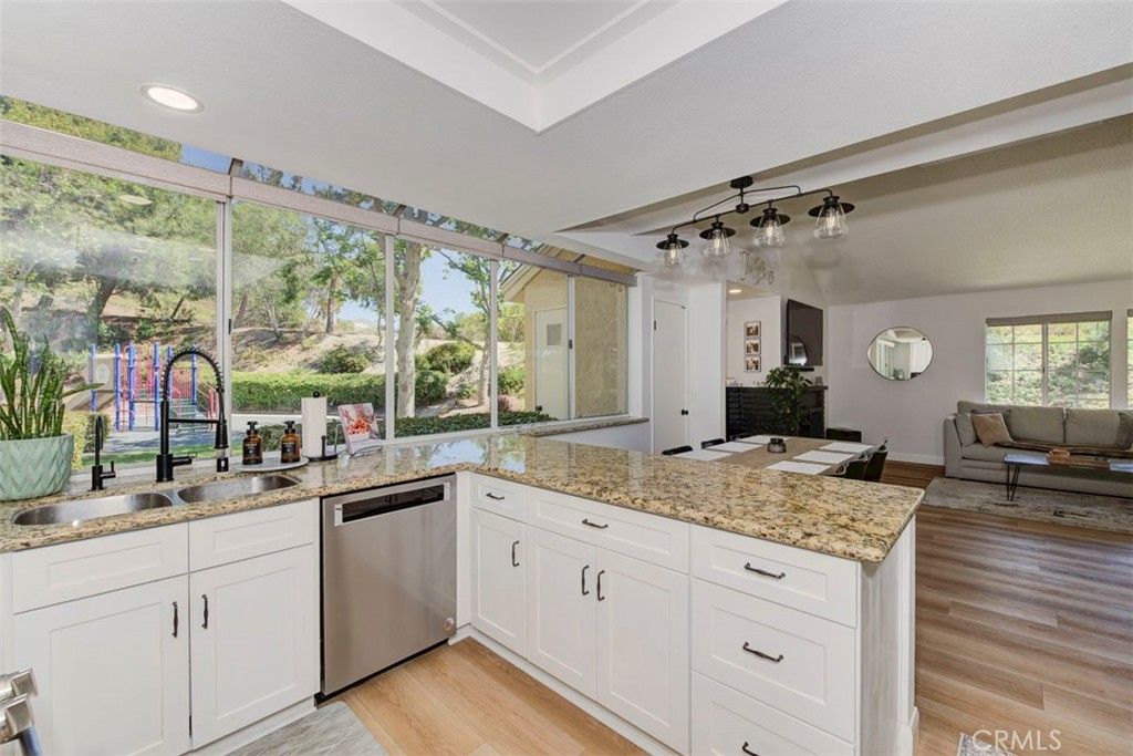 Image 14 of property listing at 26582 Fawn, Lake Forest, CA 92630