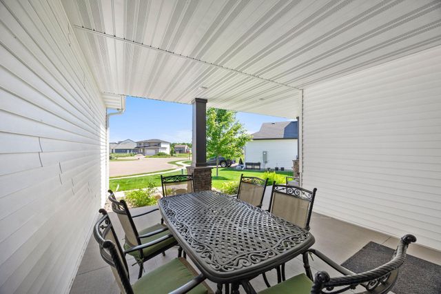 9758 Jordan Court NE, Hanover, MN 55341