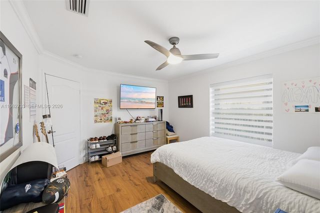 2562 Eagle Run Ln, Weston, FL 33327