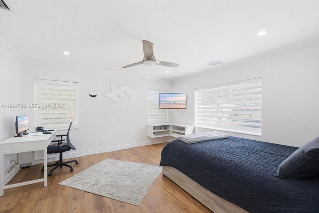 2562 Eagle Run Ln, Weston, FL 33327