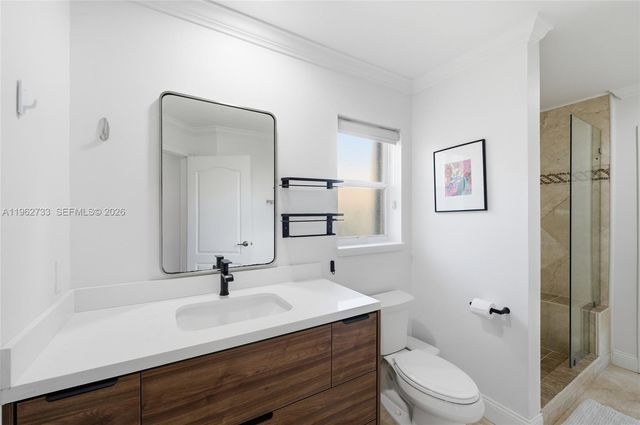 2562 Eagle Run Ln, Weston, FL 33327