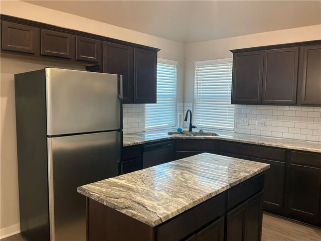 2834 Messenger Way, Bryan, TX 77803