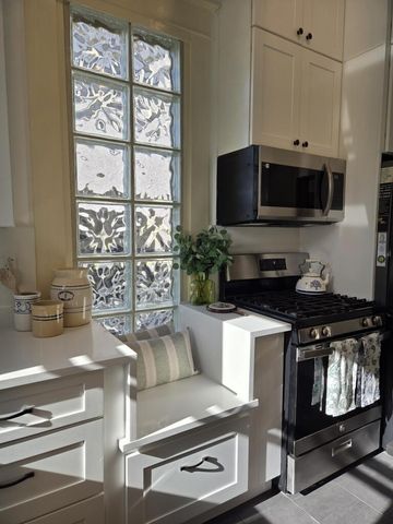 1335 Cortlandt Street, Houston, TX 77008