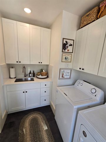 1335 Cortlandt Street, Houston, TX 77008