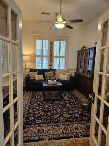 1335 Cortlandt Street, Houston, TX 77008