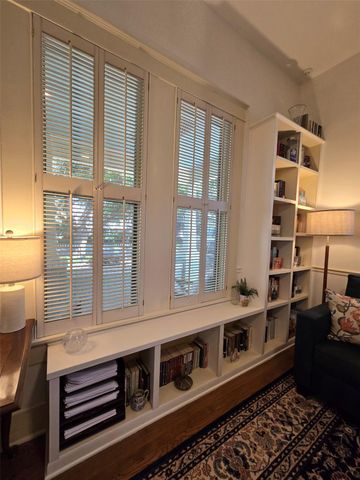 1335 Cortlandt Street, Houston, TX 77008