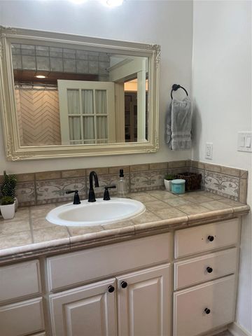 1335 Cortlandt Street, Houston, TX 77008