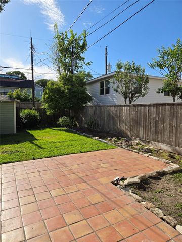 1335 Cortlandt Street, Houston, TX 77008