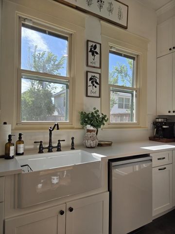 1335 Cortlandt Street, Houston, TX 77008